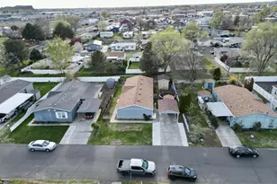 1735 NE 3rd Pl, Hermiston, OR 97838 - Photo 27