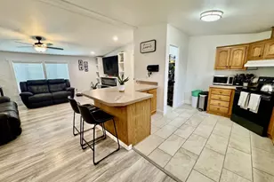 1735 NE 3rd Pl, Hermiston, OR 97838 - Photo 3