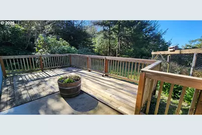 94516 Riley Creek Way, Gold Beach, OR 97444 - Photo 25