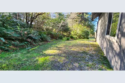 94516 Riley Creek Way, Gold Beach, OR 97444 - Photo 27