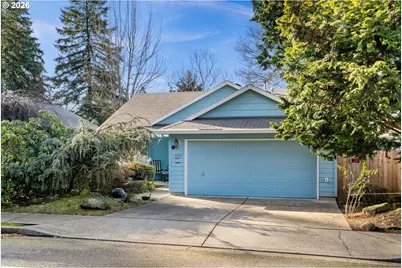 14252 SE Center St, Portland, OR 97236 - Photo 1