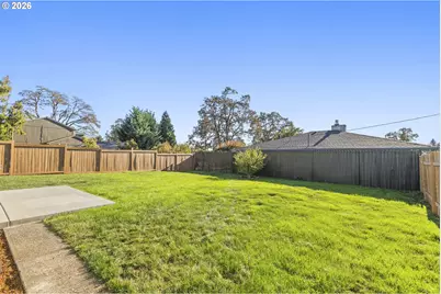 17909 Oatfield Rd, Gladstone, OR 97027 - Photo 25