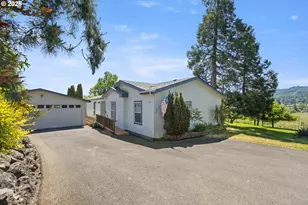 1971 E Sixth Ave, Sutherlin, OR 97479 - Photo 1