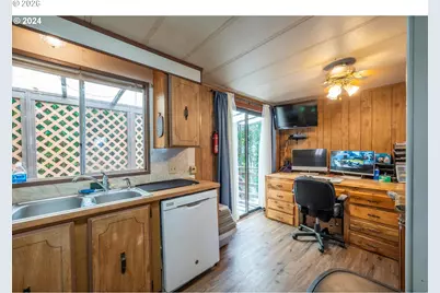 91511 Spaw Ln, Coos Bay, OR 97420 - Photo 11