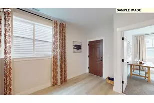 16842 SW Leaf Ln, Tigard, OR 97224 - Photo 9