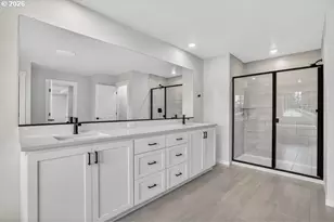 16842 SW Leaf Ln, Tigard, OR 97224 - Photo 3