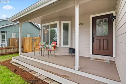 992 S 44th St, Springfield, OR 97478 - Photo 3
