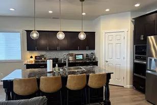 303 Riverwood Ct, Umatilla, OR 97882 - Photo 3