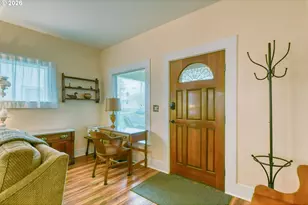 3 NW 9th St, Pendleton, OR 97801 - Photo 3