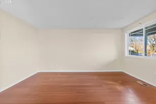 955 SE Hogan Rd, Gresham, OR 97080 - Photo 11