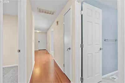 955 SE Hogan Rd, Gresham, OR 97080 - Photo 33