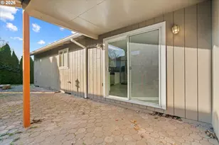 955 SE Hogan Rd, Gresham, OR 97080 - Photo 35