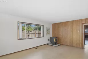 10009 NE Covington Rd, Vancouver, WA 98662 - Photo 15