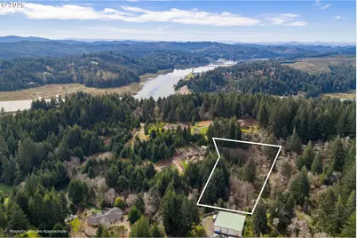 93505 Patterson Ln, Coos Bay, OR 97420 - Photo 3