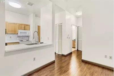 701 Columbia St #110, Vancouver, WA 98660 - Photo 11