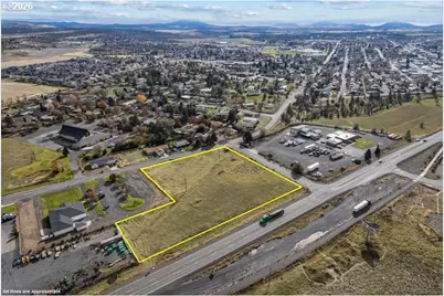 Ne Chestnut St, Madras, OR 97741 - Photo 3