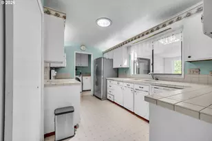 670 Smith Dr, Woodburn, OR 97071 - Photo 15