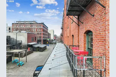 416 NW 13th Ave #206, Portland, OR 97209 - Photo 37