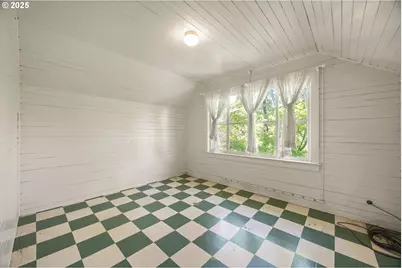 30295 N Highway 99W, Newberg, OR 97132 - Photo 23