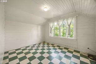 30295 N Hwy 99W, Newberg, OR 97132 - Photo 23