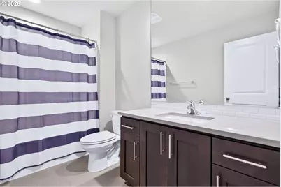 222 W 17th St, Lafayette, OR 97127 - Photo 25