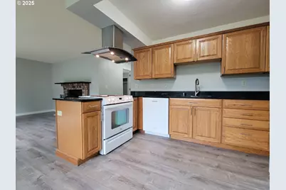 13311 NW 10th Ave, Vancouver, WA 98685 - Photo 17