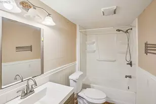 3660 NW 181st Pl, Portland, OR 97229 - Photo 23