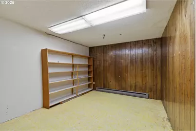 2506 1st St, Tillamook, OR 97141 - Photo 33