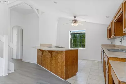 3070 Troth Ct SE, Salem, OR 97302 - Photo 11