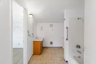 3070 Troth Ct SE, Salem, OR 97302 - Photo 39