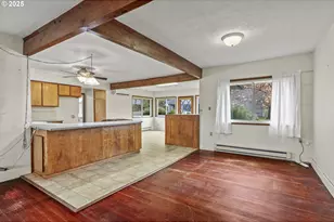 690 N 3rd Pl, Kalama, WA 98625 - Photo 7