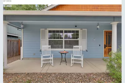 25246 Corky Ln, Veneta, OR 97487 - Photo 3