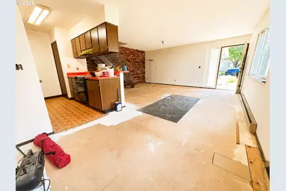 3182 NE 16th St, Gresham, OR 97030 - Photo 5