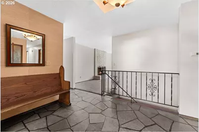 880 NW 3rd St, Gresham, OR 97030 - Photo 7