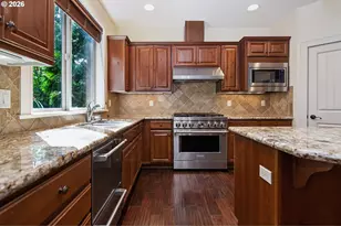 6580 SW Evan Ct, Portland, OR 97223 - Photo 9