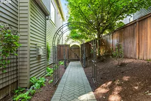 6580 SW Evan Ct, Portland, OR 97223 - Photo 39
