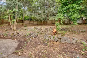 9080 NW Kearney St, Portland, OR 97229 - Photo 37