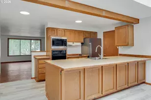 9080 NW Kearney St, Portland, OR 97229 - Photo 5