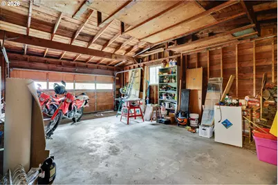 9080 NW Kearney St, Portland, OR 97229 - Photo 23