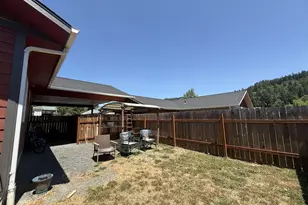 120 E Date St, Powers, OR 97466 - Photo 33