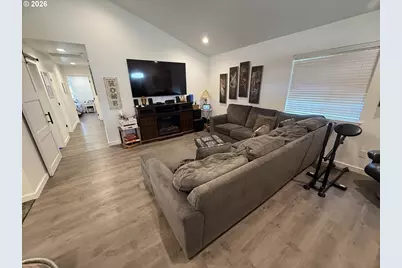 120 E Date St, Powers, OR 97466 - Photo 5
