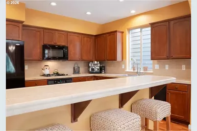 7798 SW Alder St, Portland, OR 97224 - Photo 15