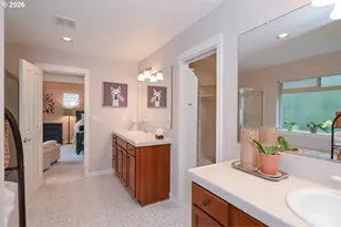 7798 SW Alder St, Portland, OR 97224 - Photo 31