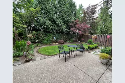 7798 SW Alder St, Portland, OR 97224 - Photo 45