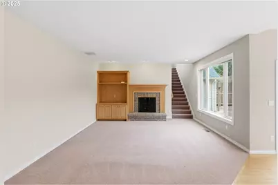 8722 NW Benson St, Portland, OR 97229 - Photo 17