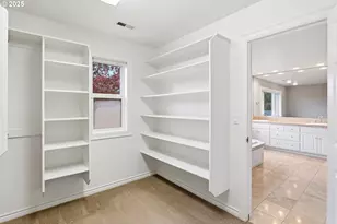 8722 NW Benson St, Portland, OR 97229 - Photo 25