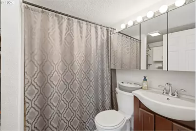 5741 SE Ogden St, Portland, OR 97206 - Photo 13