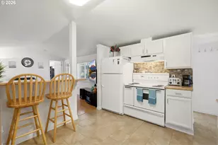 5741 SE Ogden St, Portland, OR 97206 - Photo 9