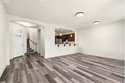 5704 NE 47th St, Vancouver, WA 98661 - Photo 3