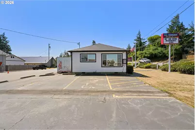 2707 Broadway, North Bend, OR 97459 - Photo 3